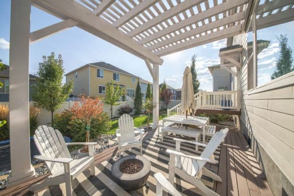 bigstock-Backyard-Of-A-House-With-A-Per