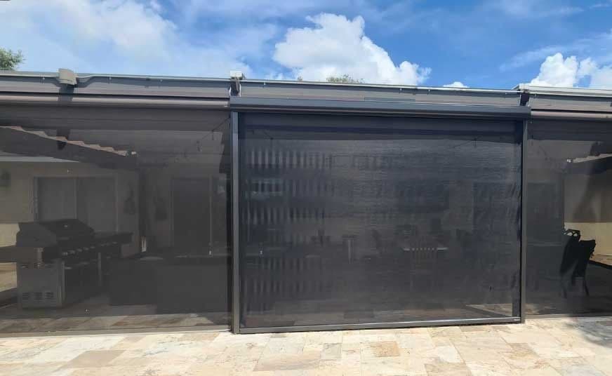 patio-motorized-retractable-screens