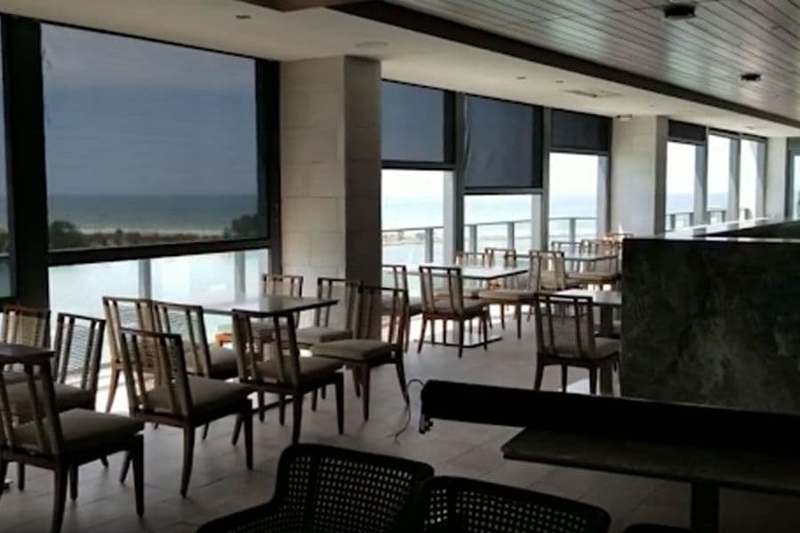 motorized retractable