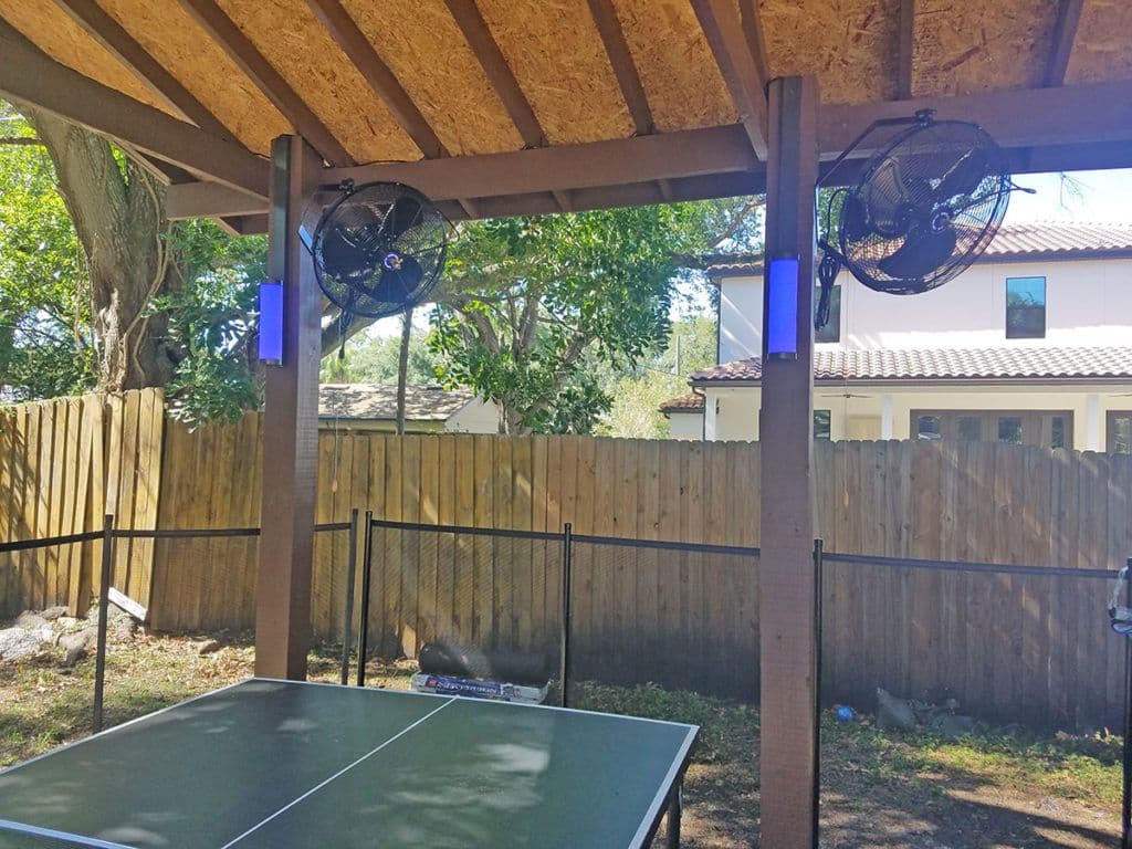 outdoor-fan-recreation-area